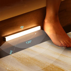 Lâmpada de LED com Sensor de Movimento - Ilumi™ - Lojas Promorin